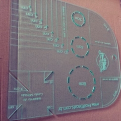 Régua de acrílico. Facilitam seu trabalho. Escolha o modelo.