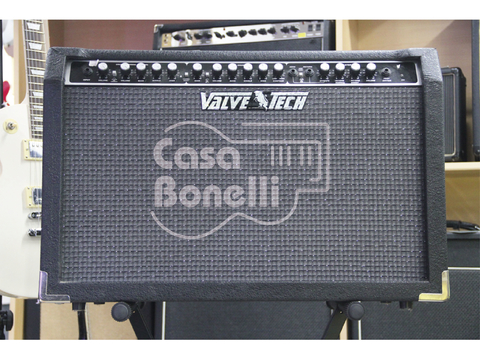 GT-120 Valvetech Amplificador Pre Valvular Combo para Guitarra