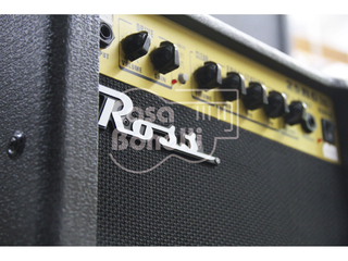 G-25R Ross Amplificador Combo para Guitarra