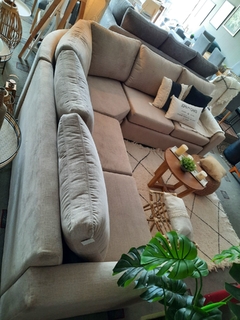 Sofa Rinconero redondo tapizado en panne antimancha en internet