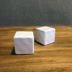 Salero Dado 5 cm Ceramica Blanca