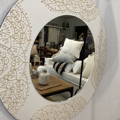 Espejo redondo de madera tallada blanco - comprar online