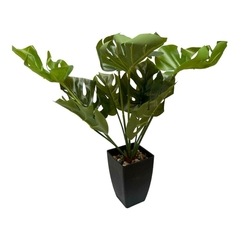 Planta Artificial Con Maceta Plastico Negra 56cm - comprar online
