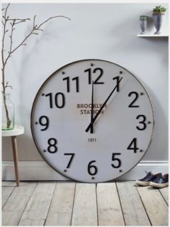 Reloj de Pared Madera Blanco Borde Negro 60 cm Brrooklyn