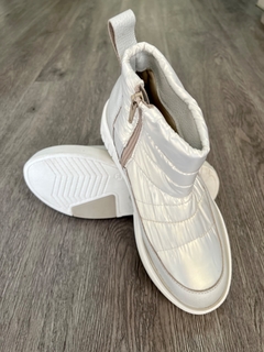 Mia - comprar online