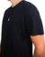 T-shirt Masculina Preta com Bolso - Wolfield Rio