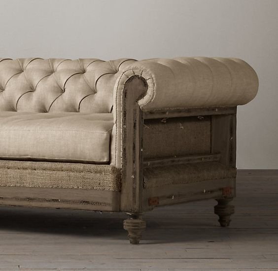 SOFA CHESTERFIELD DECONSTRUCTED