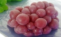 Sabonete cacho de uvas rubi