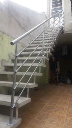 Corrimão - Código 5 - Escadas Itaqua, Escadas Suzano, Escadas Santa Isabel | GR Pré Moldados