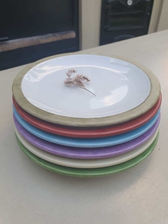 Plato postre de porcelana - Diseño esponjeado - comprar online