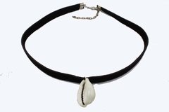 Choker de Camurça com Búzios (Bijuteria) - CLDV0016