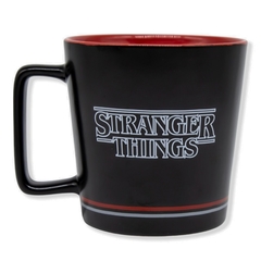 Caneca Stranger Things