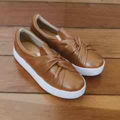 TÊNIS FLATFORM CARAMELO - NA400 - Neuza Andrade Calçados