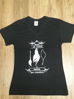 Camiseta Bruxa e Santa - comprar online