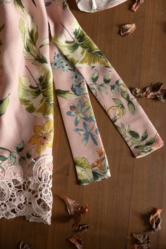 Imagem do Caixa Alecrim - kimono estampado Artha + Vela Entalpia para Artha.