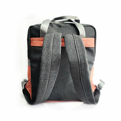 Morral Pepe grillo gris y coral - Había una vez