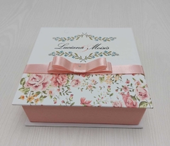 Caixa 12x12x4 com floral - comprar online