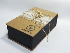 Caixa 13x21x8 para Mini Champanhe e Taça, Rústica - comprar online