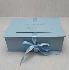 Caixa 28x21x8 Com plaquinha e Hot Stamping - comprar online