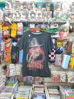 REMERA FREDDY KRUEGER - A NIGHTMARE ON ELM STREET