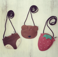 Monedero- bandolera frutilla - Ceci & Lieve - tesoros para regalar