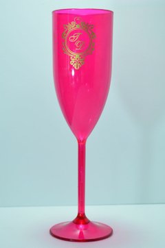 Taça acrílico rosa personalizada