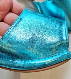 sandália avarca confort metalizada - comprar online
