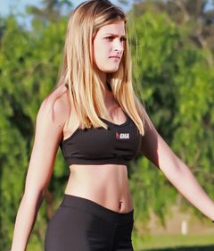 Top Deportivo QUALITY NEGRO Mujer