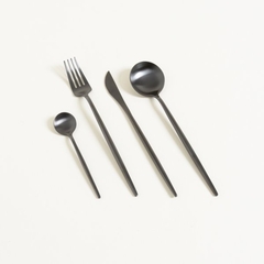 SET DE CUBIERTOS 16 PIEZAS DUBLIN NEGRO - comprar online