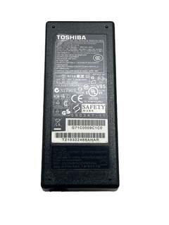 CARGADOR TOSHIBA 19V 3.42A 65W 5.5*2.5 MM - Partes de Notebooks SA