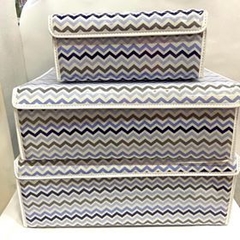 Caja tela cristal con velcro rayada tonos celeste y azules grande