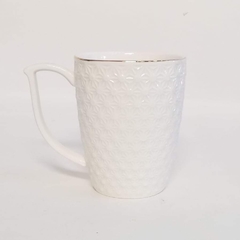 Taza cerámica texturada blanca con borde dorado