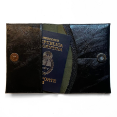 Porta pasaporte negro - comprar online