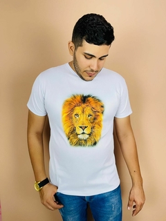 T-shirt Masculina Canelada Leão de Judá dourado
