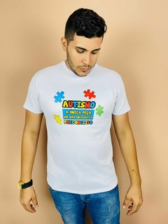 T-shirt Masculina Canelada AUTISMO a única peça que não se encaixa é o preconceito - comprar online