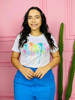 T-shirt Canelada Coqueiros coloridos