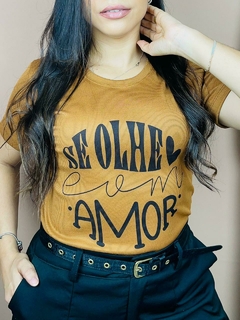 T-shirt Canelada Se olhe com amor na internet