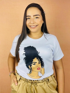 T-shirt Canelada Cacheada na internet