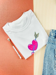 T-shirt Canelada Coração de Flecha - comprar online