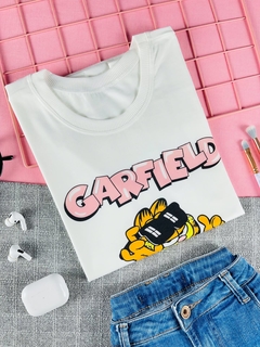 T-shirt ribana canelada Garfield - comprar online