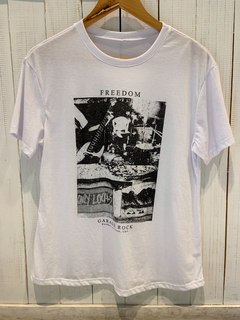 Remera Freedom