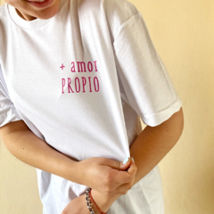 Remera blanca + amor propio - Aracaju