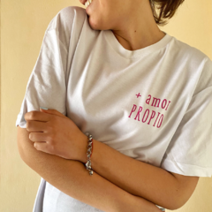 Remera blanca + amor propio - Aracaju