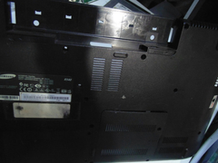 Imagem do Carcaça Inferior Chassi Base Notebook Samsung R540 C/ Tampas