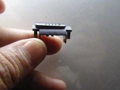 Peça Plástica Botão Power Liga E Desliga Samsung N220 Plus na internet