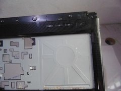 Carcaça Superior C Touchpad Itautec A7520 6-39-w2442-012-nc