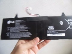 Bateria Para O Notebook Lg 7r 15u340 Lbj722we Eac82178703 - loja online