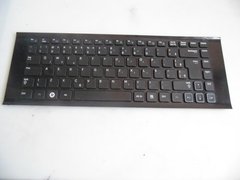 Teclado Para Notebook Samsung Rv411 Com Ç Com Moldura