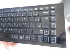 Imagem do Teclado Para Notebook Samsung Rv411 Com Ç Com Moldura