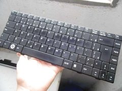 Imagem do Teclado Para O Notebook Neopc A3151 V092362br1 Com Ç